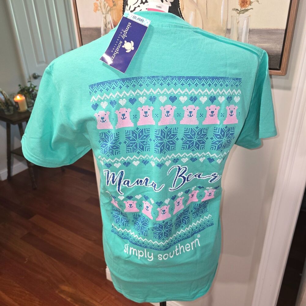 Women's Small Simply Southern Mama Bear Tee 0647